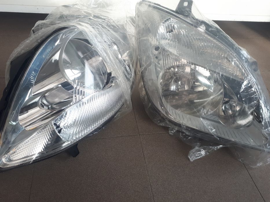 Фарове оригинал за Мерцедес Спринтер