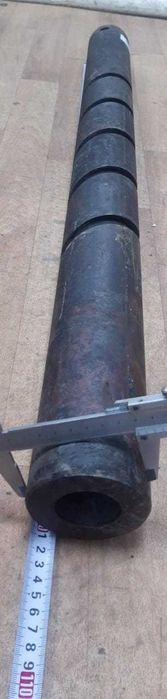 Ось трапа трала прицепа ЧМЗАП 1010 мм d=80