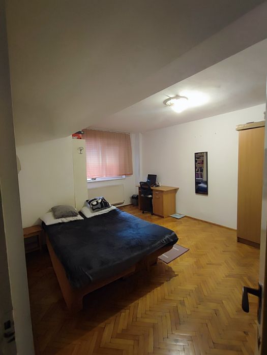 Închiriez apartament 2 camere decomandate, etaj 1, zona centrala Sibiu