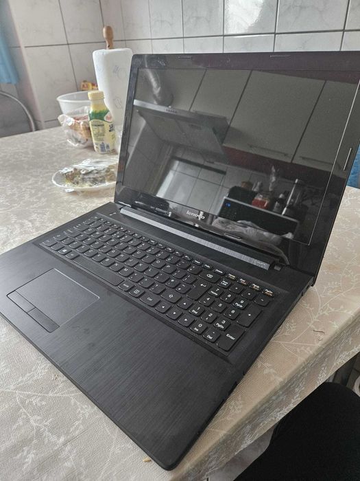 Lenovo G50-80 – Type 80L0 (Model 80L0004ERI) a avut contact cu lichid