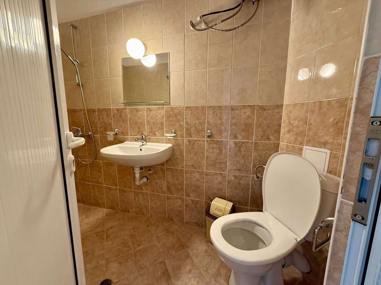 Продава се Двустаен апартамент в с. Равда, Област Бургас - 61 кв.м за 1146 €/кв.м - Снимка #2