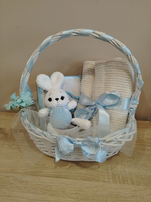 Подарък за изписване на бебе, подарък за новородено, подарък за погача