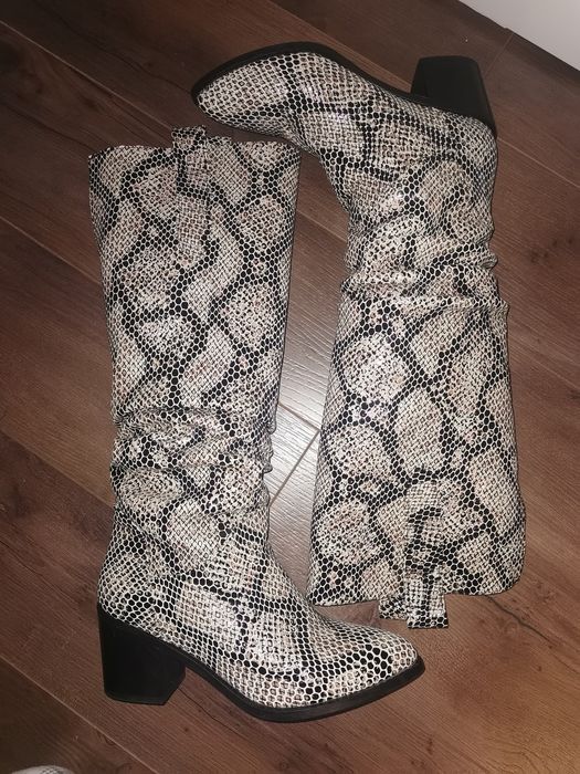 Cizme inalte de piele