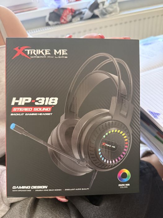 Страхотно геймърски слушалки