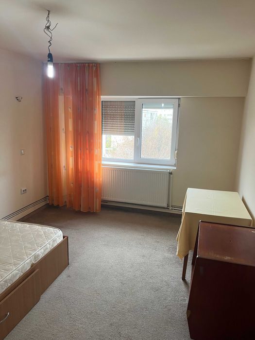 Vand apartament 2 camere
