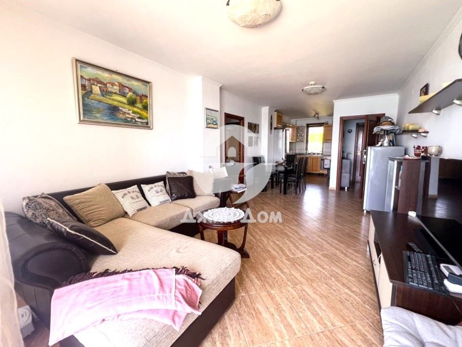 Продава се Тристаен апартамент в Свети Влас - 94 кв.м за 2181 €/кв.м - Снимка #1