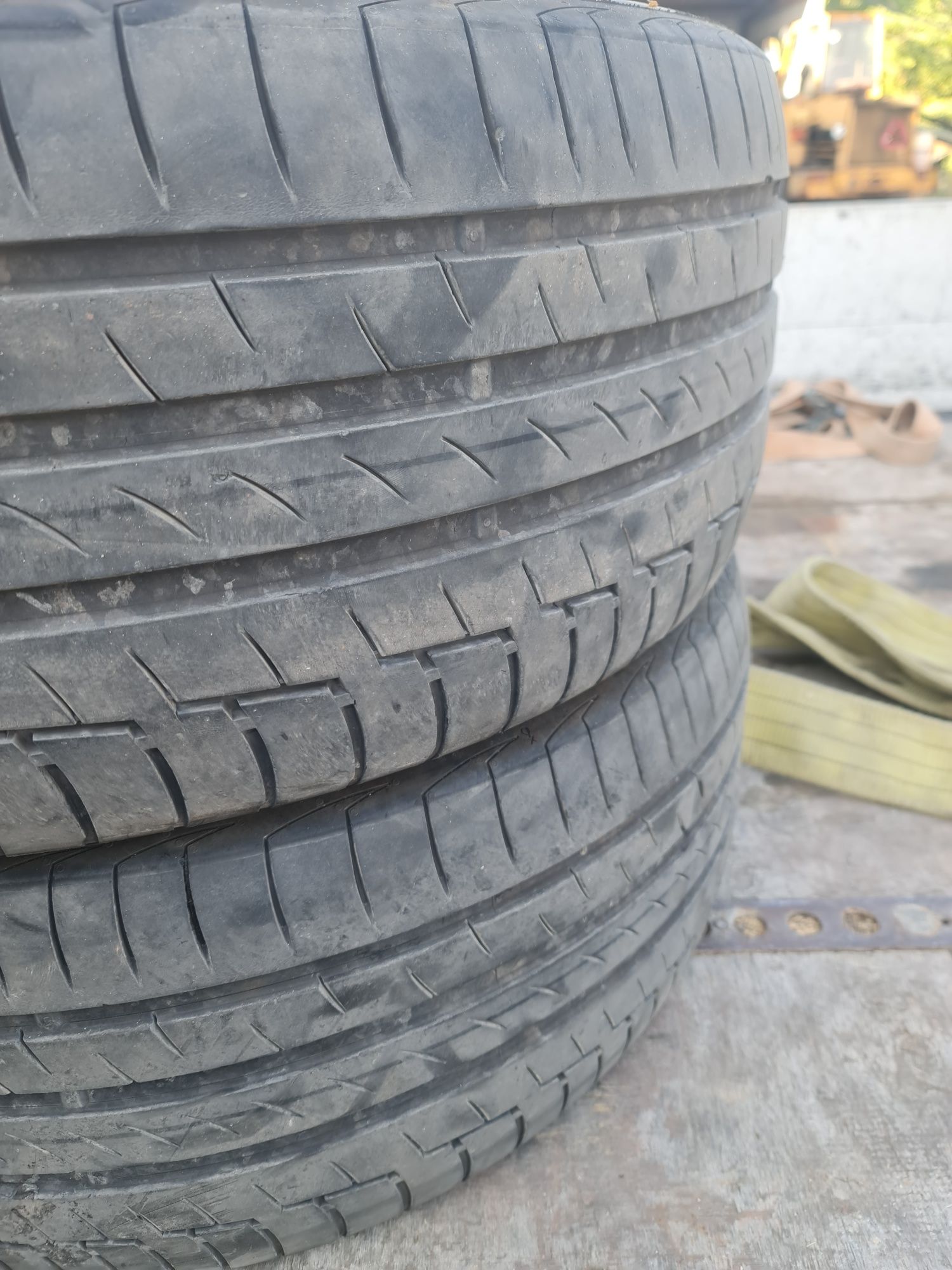 Гуми 285/45 r 22 летни 400лв
