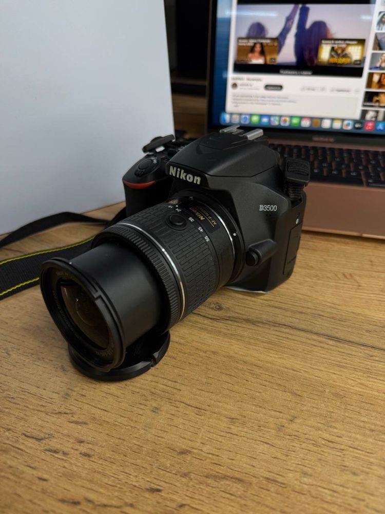 Nikon D3500 Цена: 100.000 тг