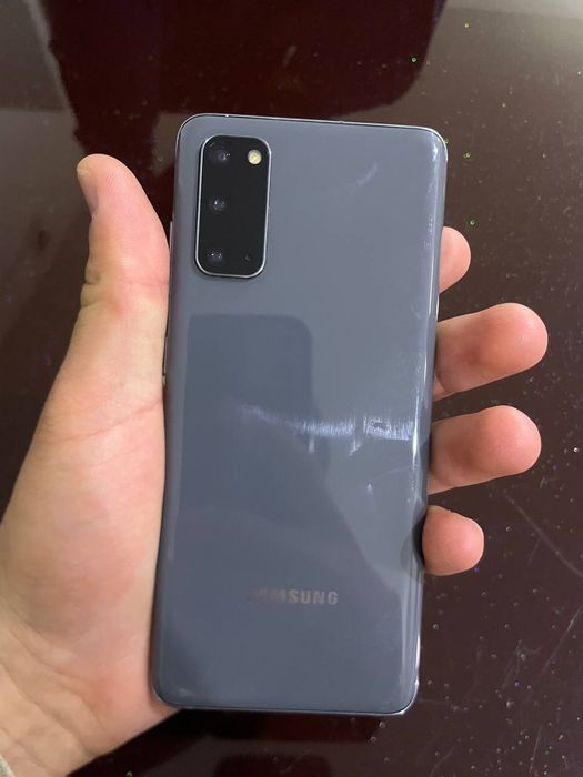 Samsung s20 12/128