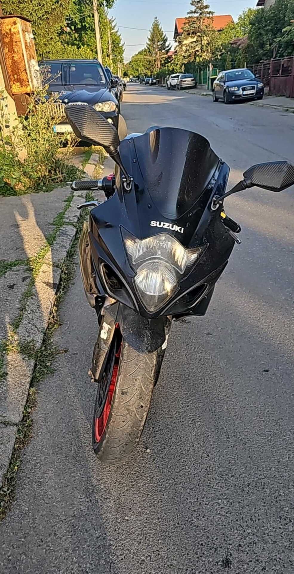 Сузуки к6 1000к с 2та талона без прехвърляне.