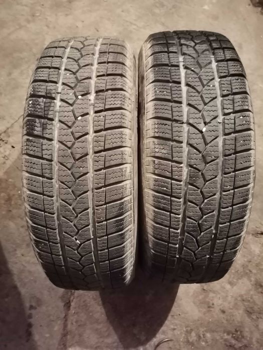 Продавам 2 броя зимни гуми 195.65.15 на 1 сезон дот 2019 Tigar