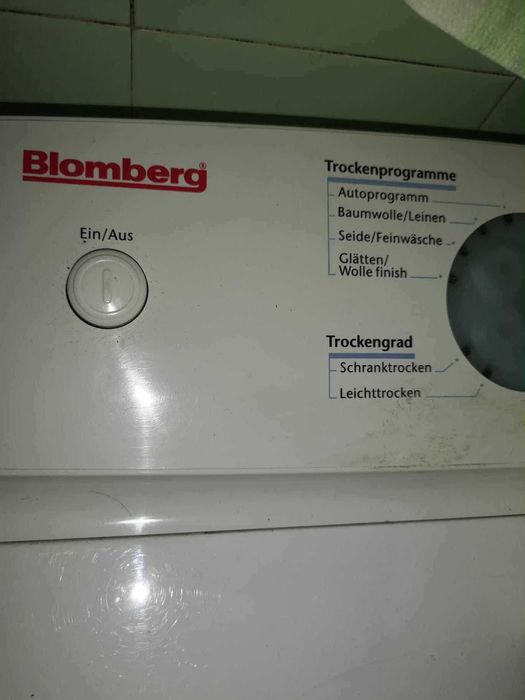 Компактна 45 см. сушилня с горно зареждане, 7 кг