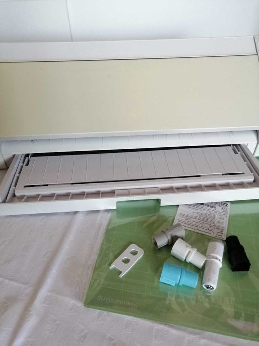 Silhouette Cameo 4 masina de taiat