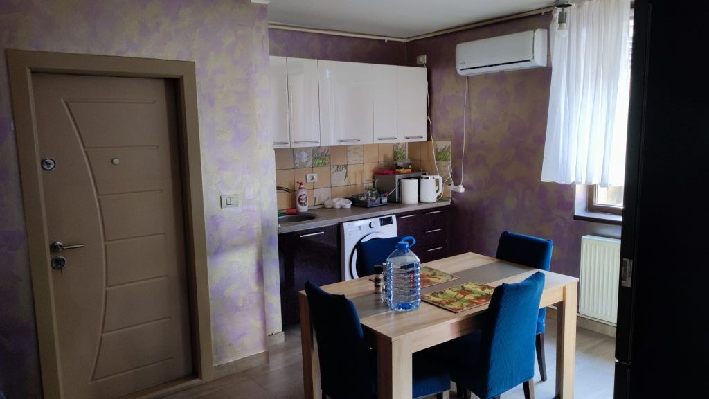 Apartament 2 camere + curte proprie 87Mp