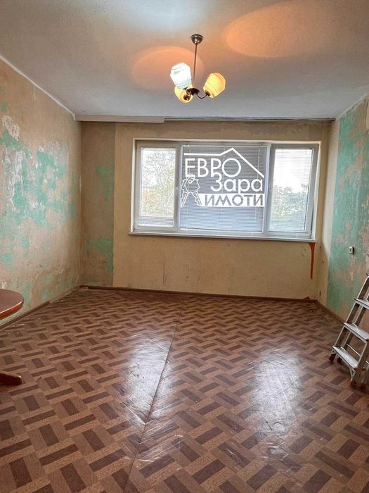 Масивен четиристаен апартамент в СУПЕР ЦЕНТЪР