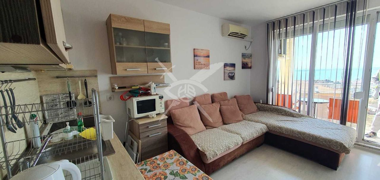 Продава се Ателие в Свети Влас - 42 кв.м за 1739 €/кв.м - Снимка #1