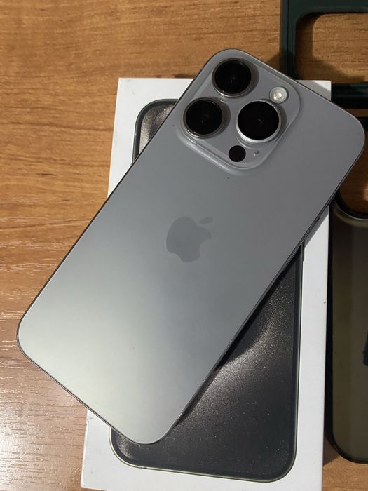 Продам iphone 15pro 128 gb