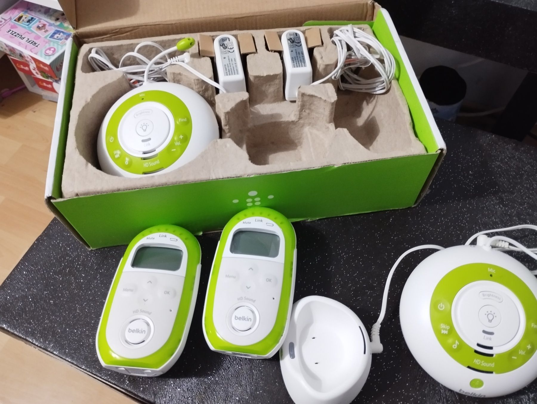 Belkin baby 250 бебе фон