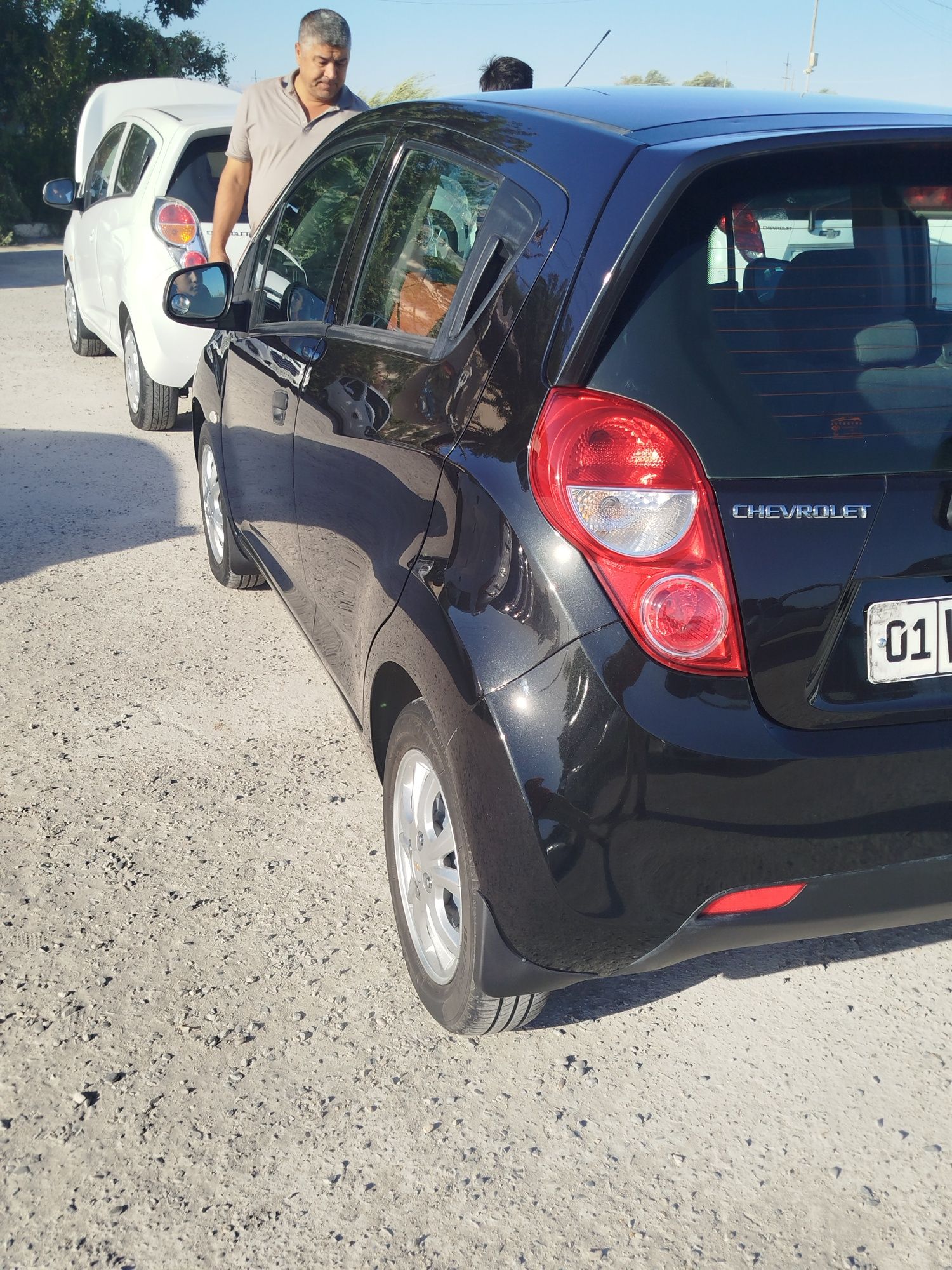 Spark 2013 qora kraska tozza