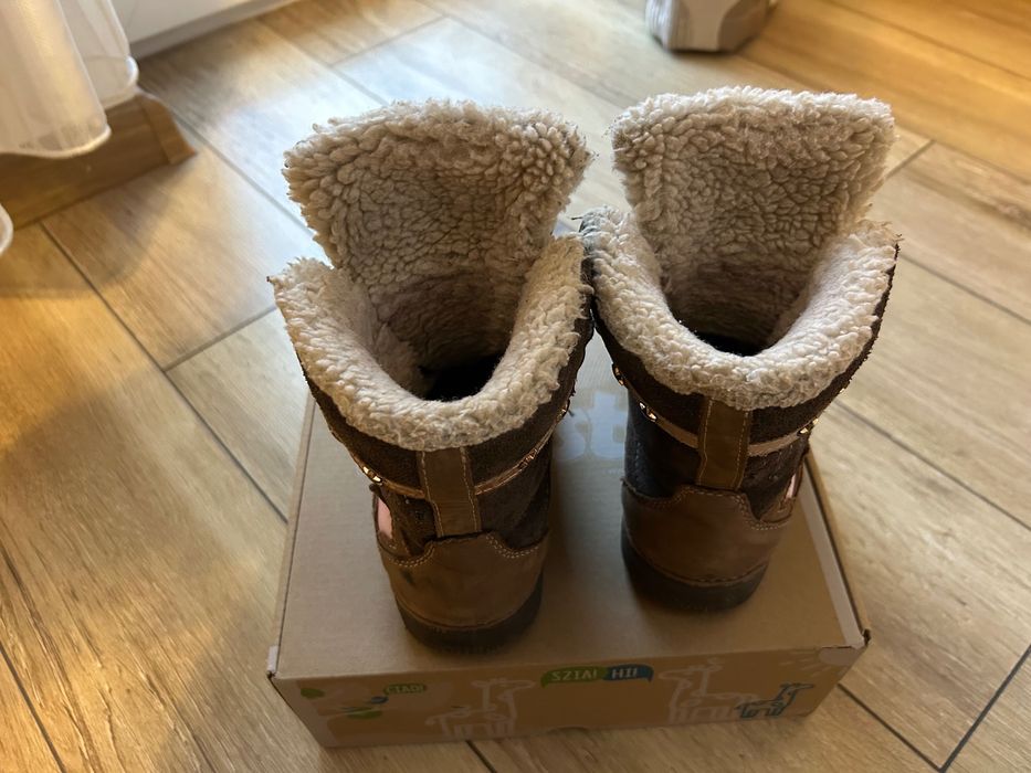 Ghetute de iarna , marimea 29, pentru fetite