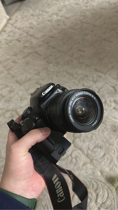 Камера Canon 1100D