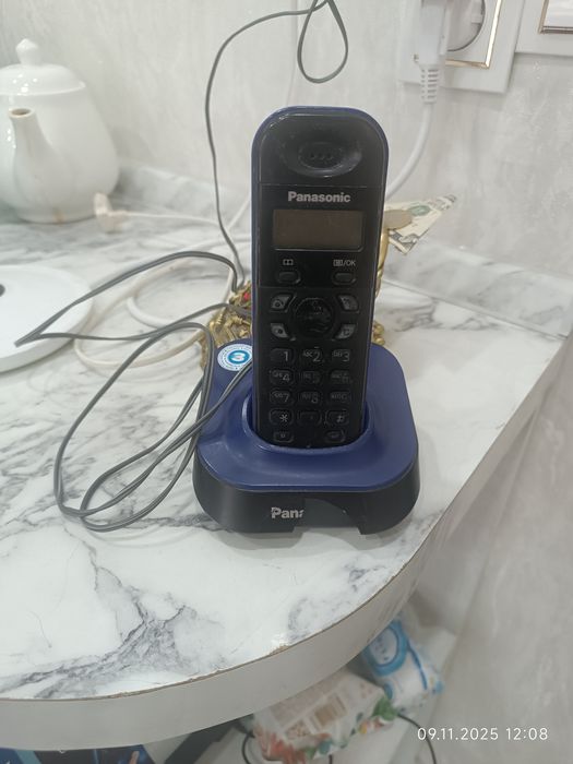 Домашний телефон