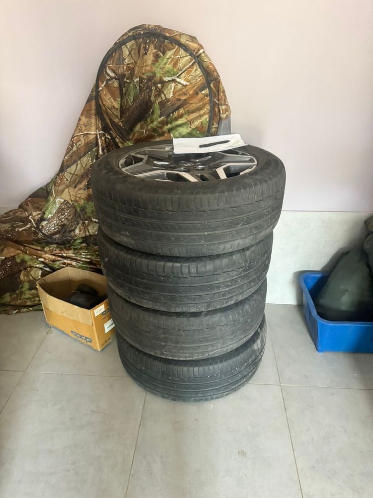 Продам диски с резиной зима и лето