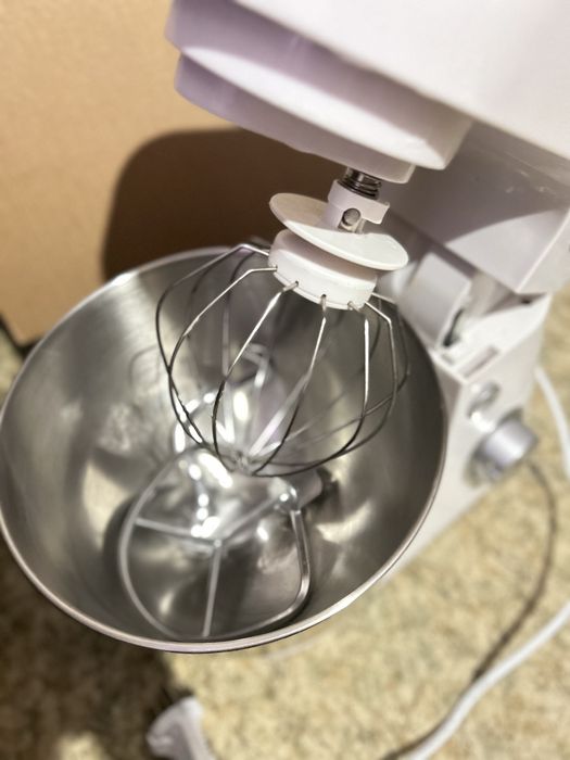 Продаю планетарный миксер