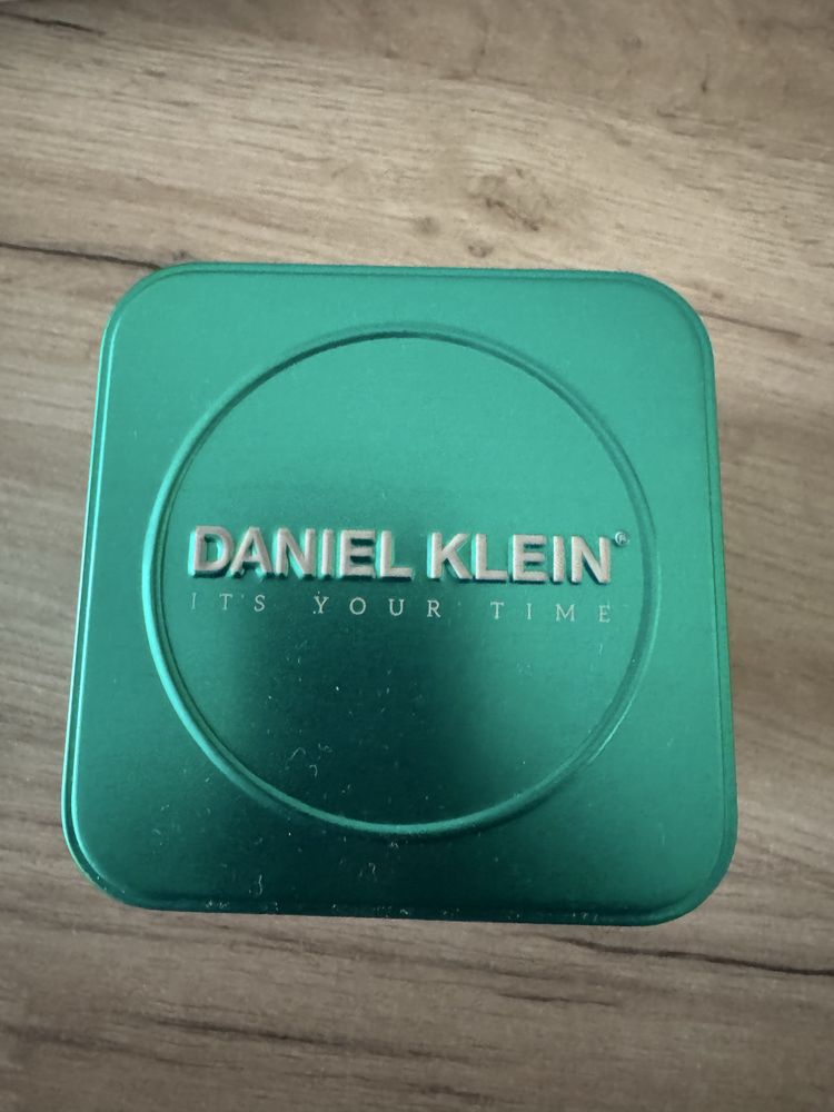 Часовник Daniel Klein
