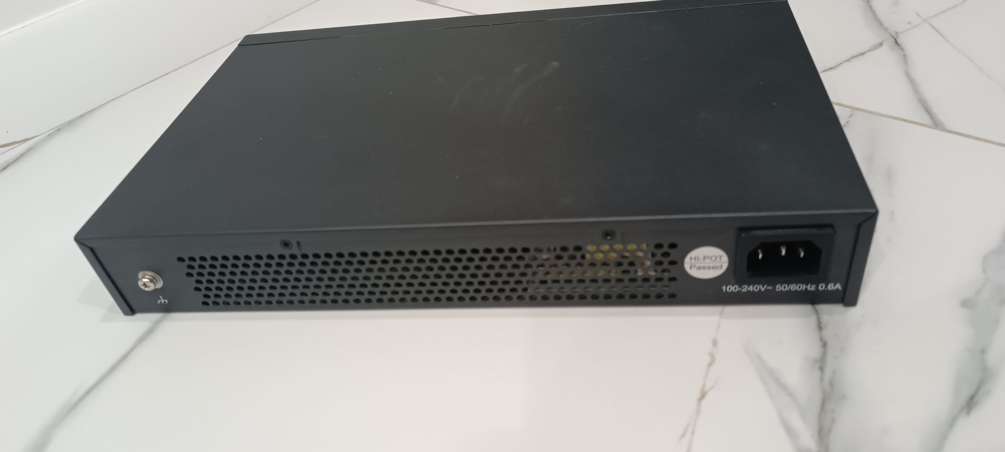 Коммутатор hub tp link tl 24 порт