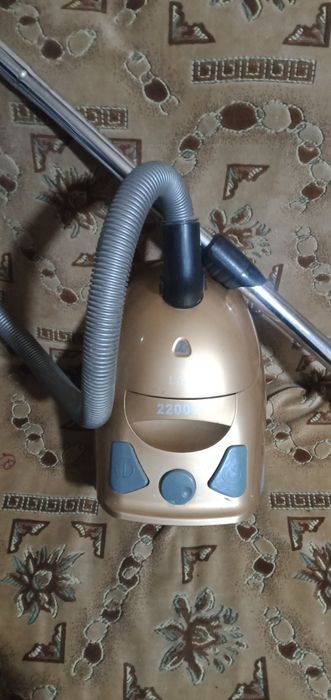 Пылесос б/у в хорошем состоянии