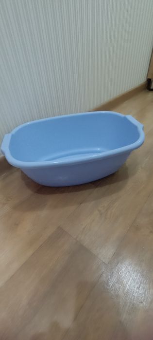 Тазик пластмассовый