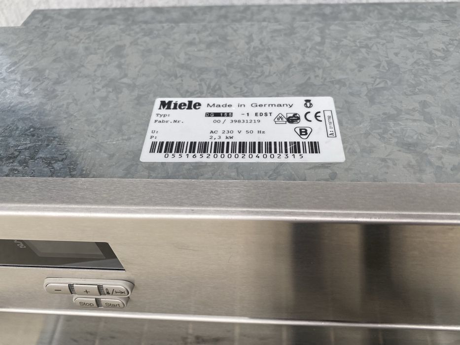 Домашен конвектомат/ Фурна на пара Миеле Инокс