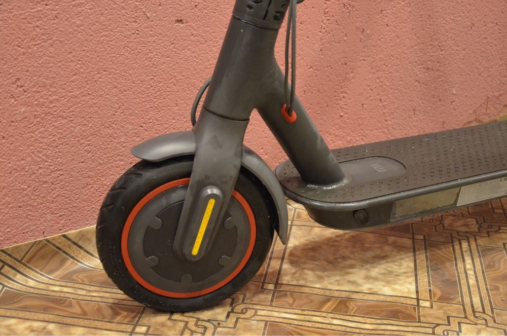 Trotineta electrica Xiaomi MI PRO - 45km