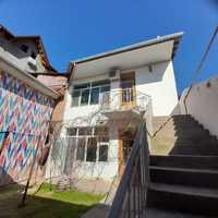 Продаётся дом на Мирзо Улугбекском районе ул Саёхат 2х сотки