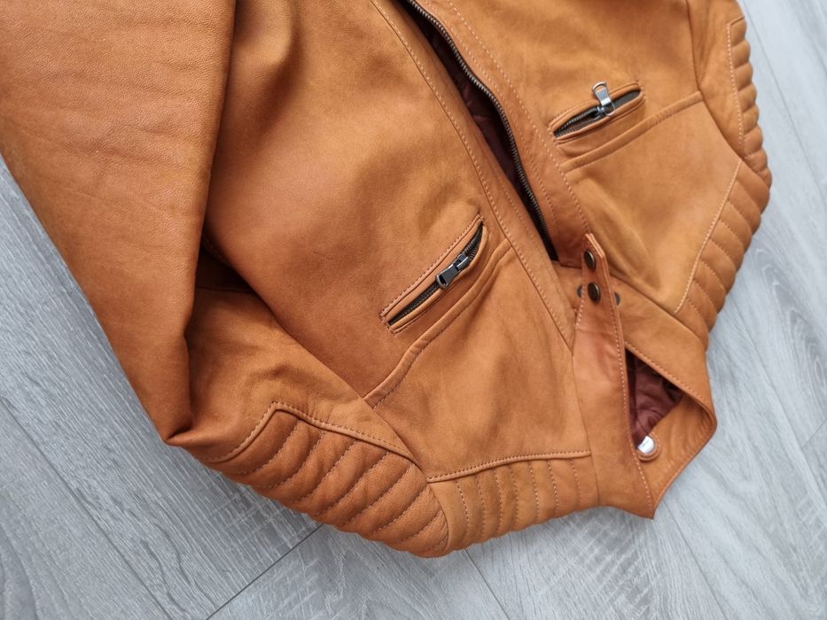 Vand geaca matlasata barbati