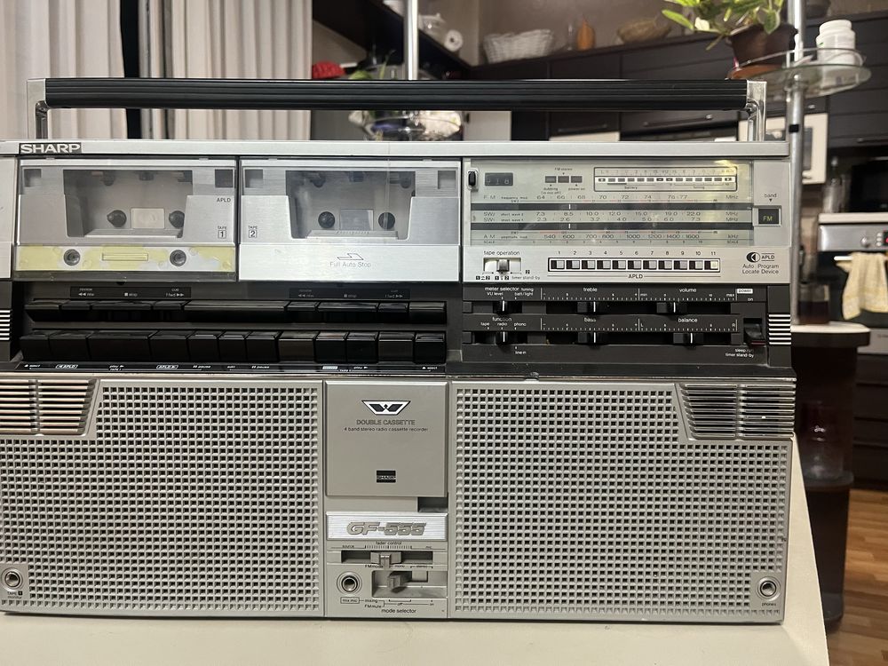 Магнитола SHARP 555
