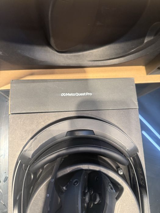 Meta Quest Pro stare foarte buna