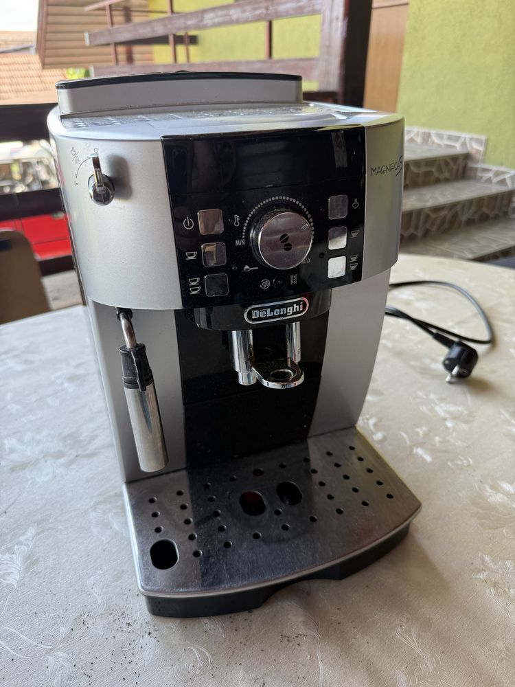 Vand esspressoare cafea!