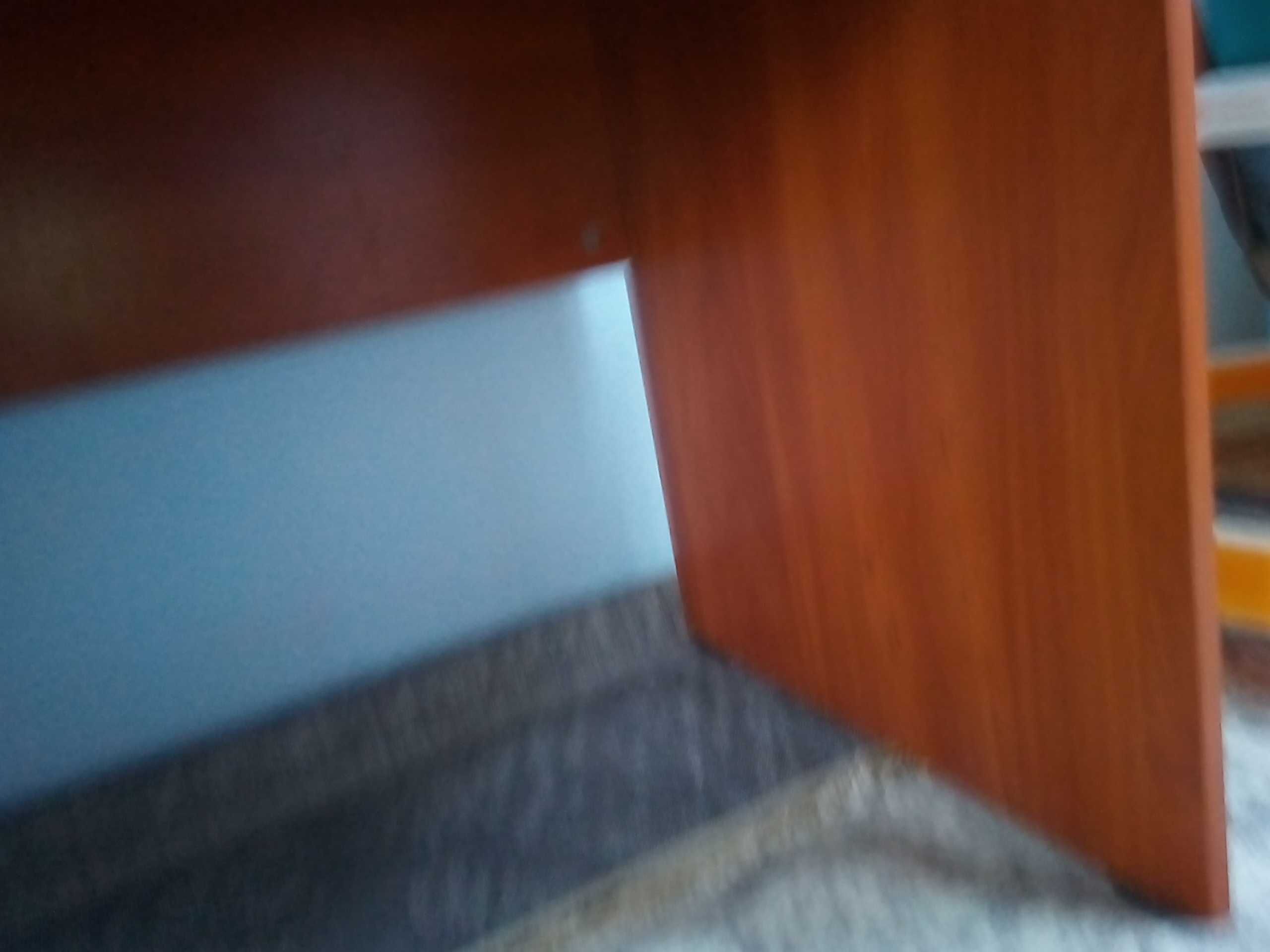 Продам стол хорошем