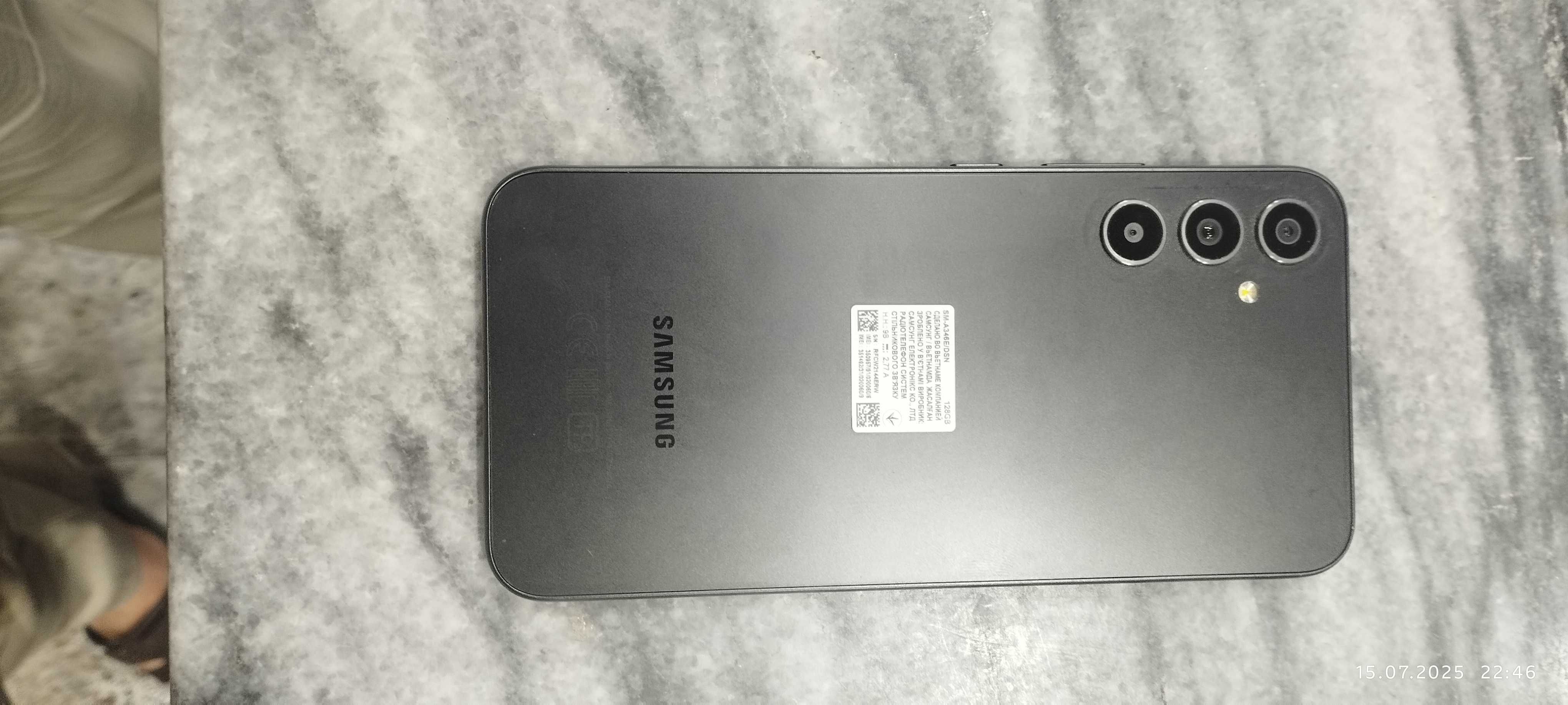 Продам Samsung a 34