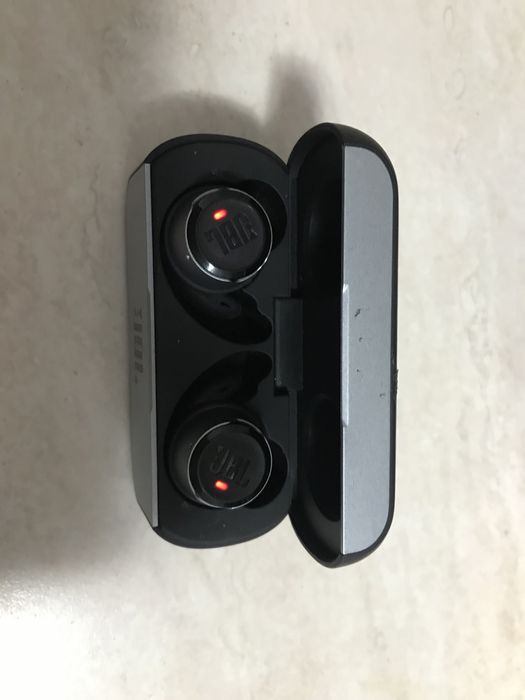 Casti Jbl Reflect Flow cu Defect