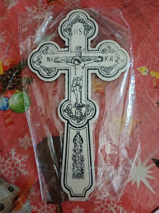 Cruce din lemn super frumoasă