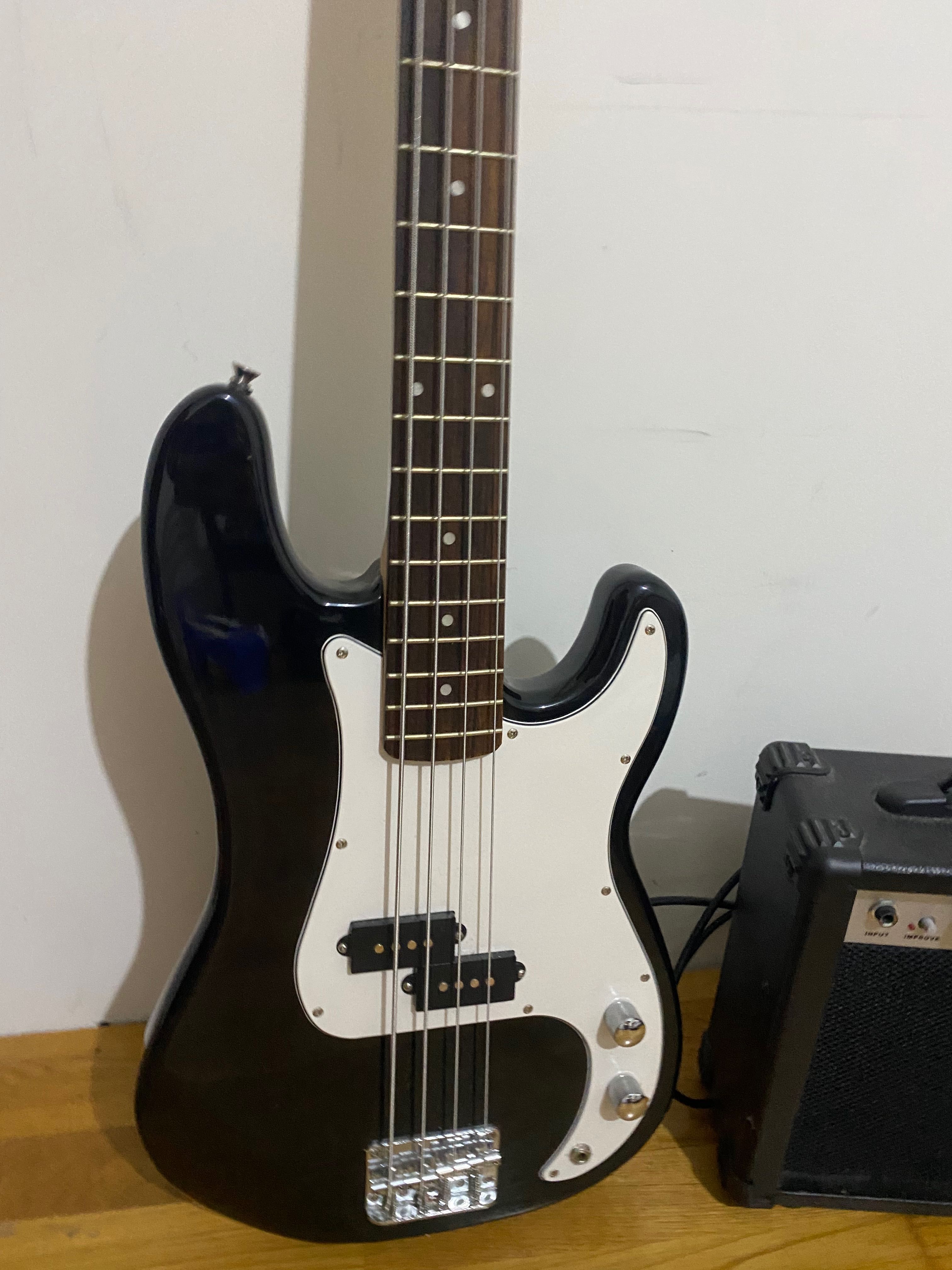 Chitara Bass ROCKTILE