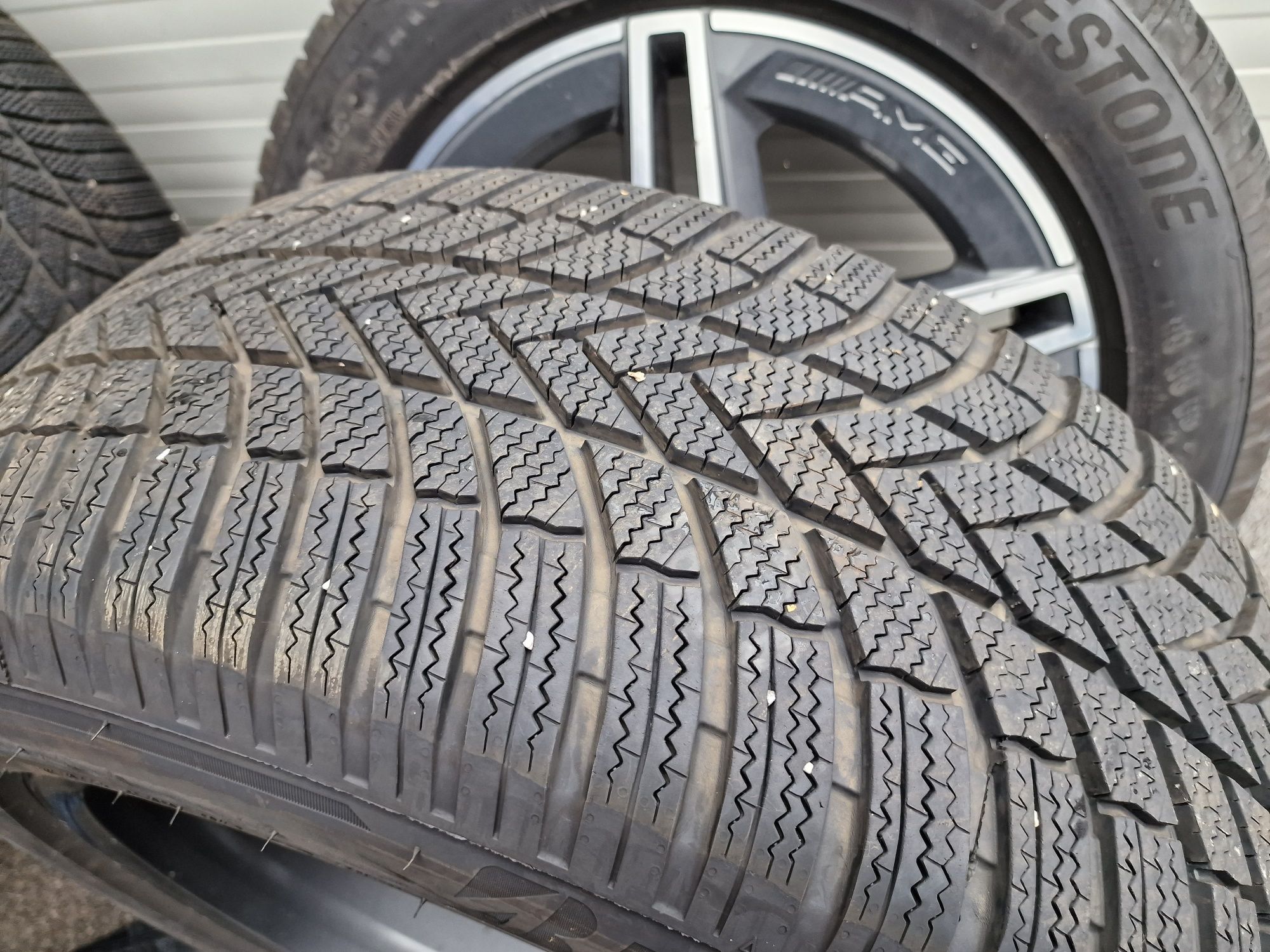 Гуми с Джанти за MB GLE V167 275/50 R20 Bridgestone dot 2022