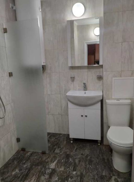 Дава се под наем Двустаен апартамент в Бургас, Възраждане - 80 кв.м за 178.5 € - Снимка #6