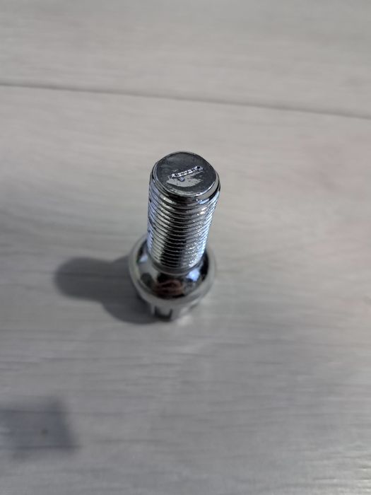 Секретни болтове за VAG