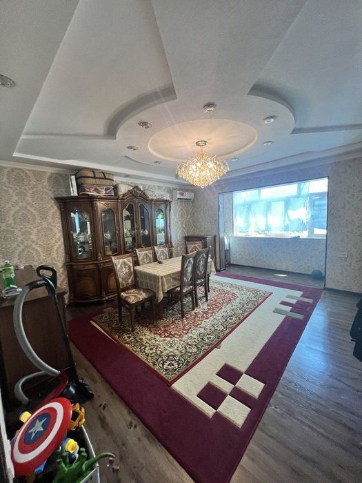 Chorsu qizlarga kvartira