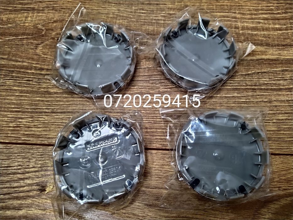 Set 4 Capace sigla BMW, 68mm