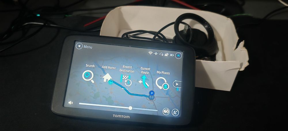 Gps auto tomtom go basic nou